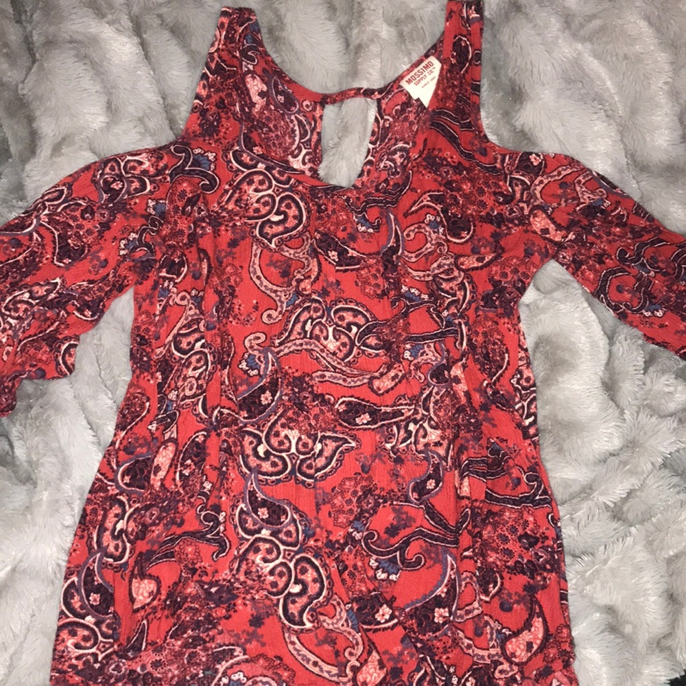 Off the shoulder long sleeve shirt!